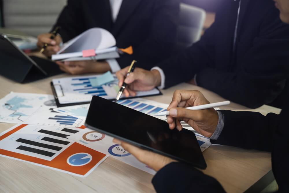 Measuring performance throughout the trading process